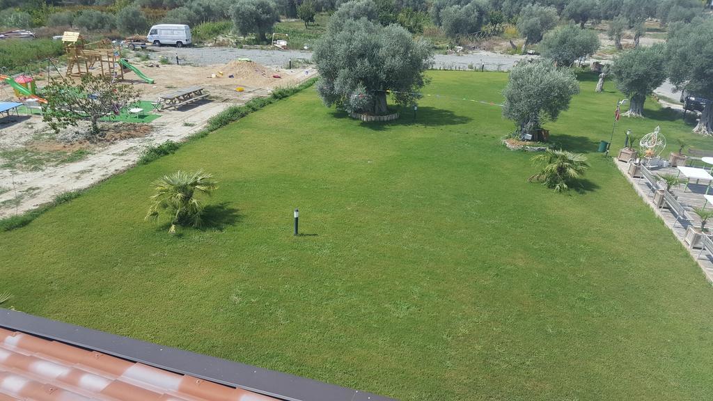 Agriturismo Donna Beatrice Bianco Eksteriør bilde