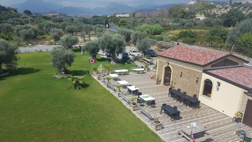 Agriturismo Donna Beatrice Bianco Eksteriør bilde