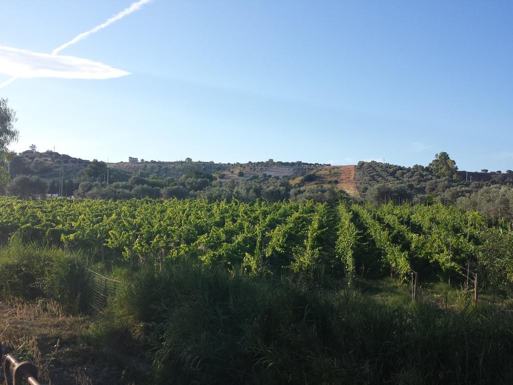 Agriturismo Donna Beatrice Bianco Eksteriør bilde