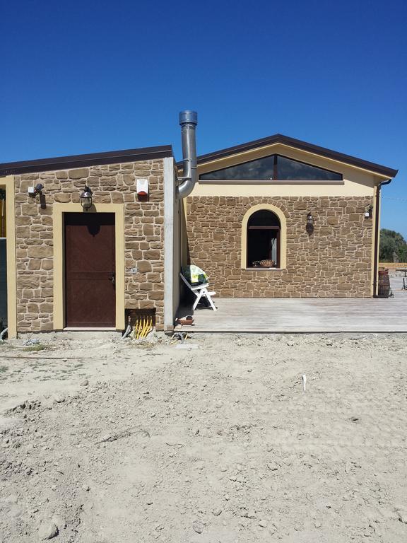 Agriturismo Donna Beatrice Bianco Eksteriør bilde