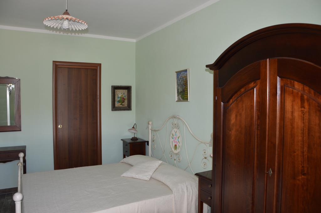 Agriturismo Donna Beatrice Bianco Eksteriør bilde
